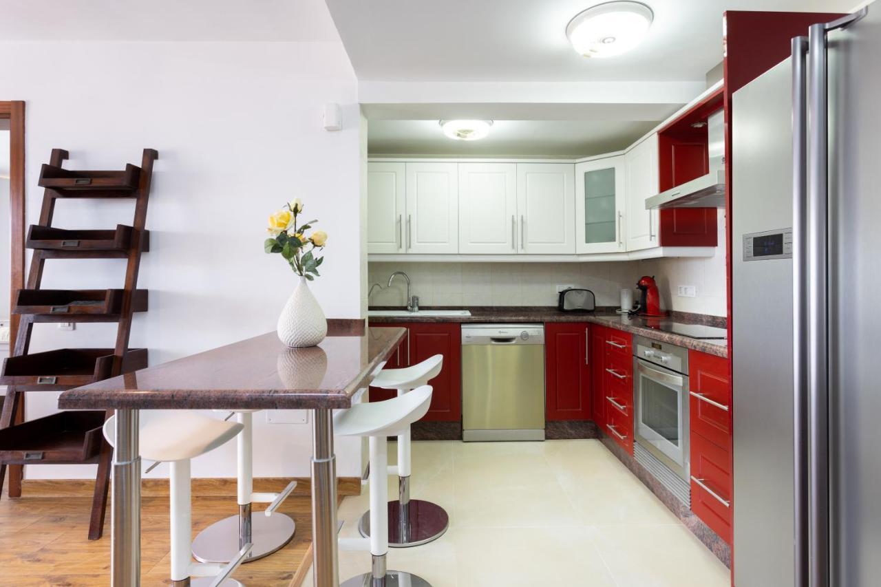 Exclusive Penthouse Playa Las Vistas 4 Close To The Sea And Beach, Aircondition For A Fee, Wifi, Terrace, Heated Pool Playa de las Americas  Zewnętrze zdjęcie